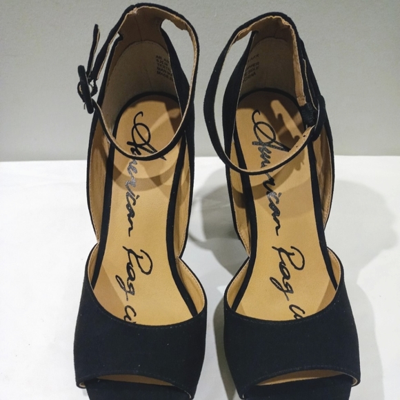 American Rag Women's Microsuede AREETAFR Peep Toe Heeled Sandals | size 6.5 US - Picture 3 of 8